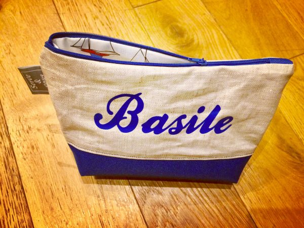 Trousse de toilette simple